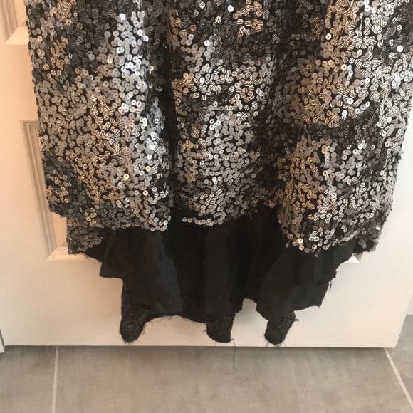 Prom dress - Picture 4 of 8